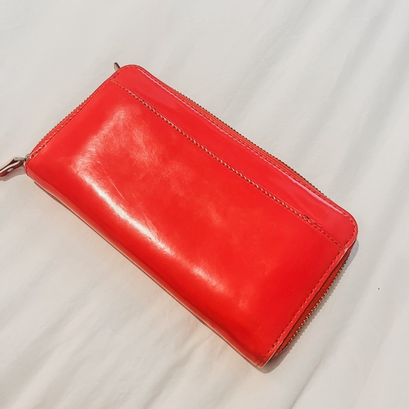 Kate spade patent leather wallet in coral - Picture 3 of 4